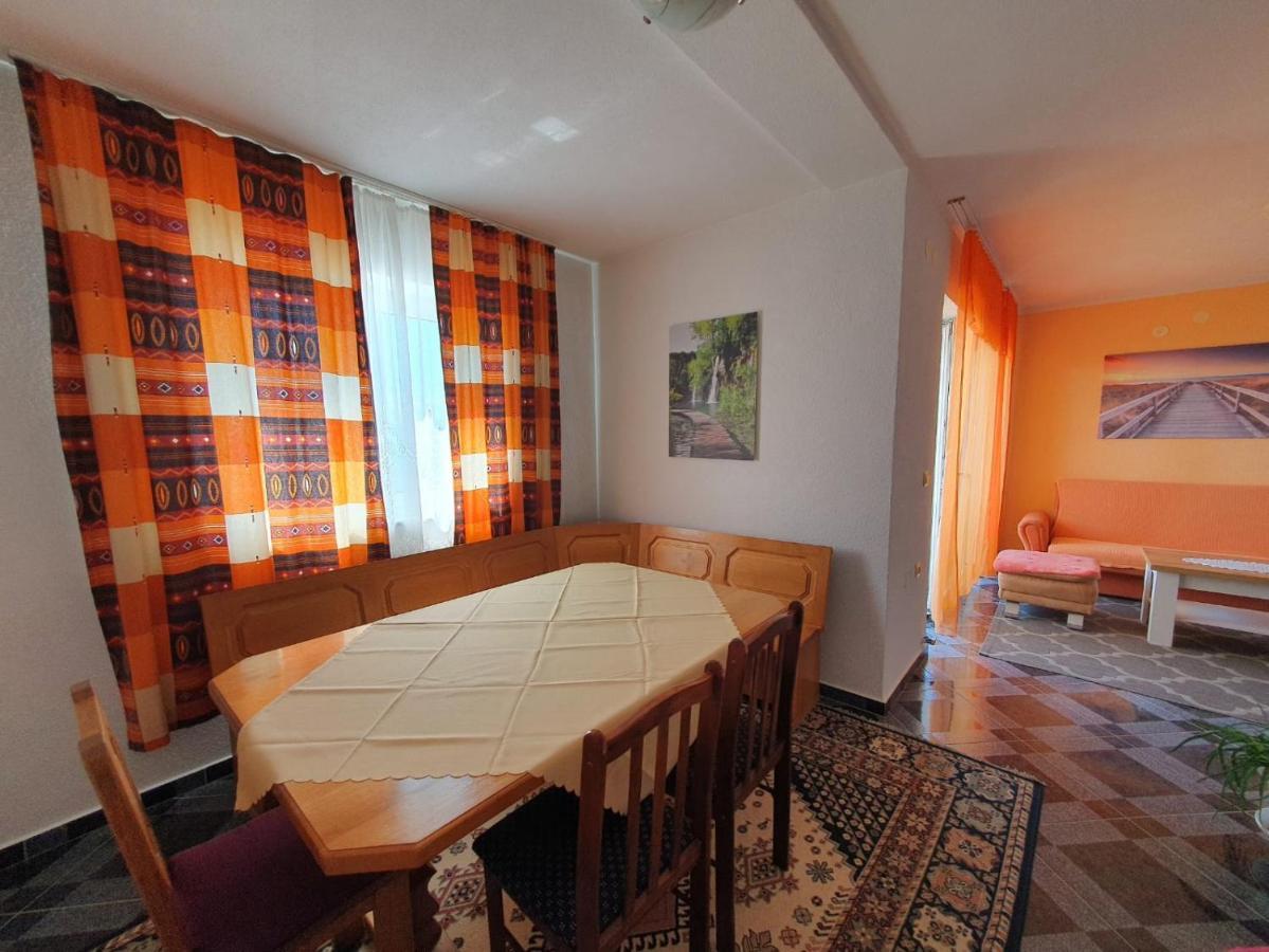Apartments Topalovic コストレナ エクステリア 写真