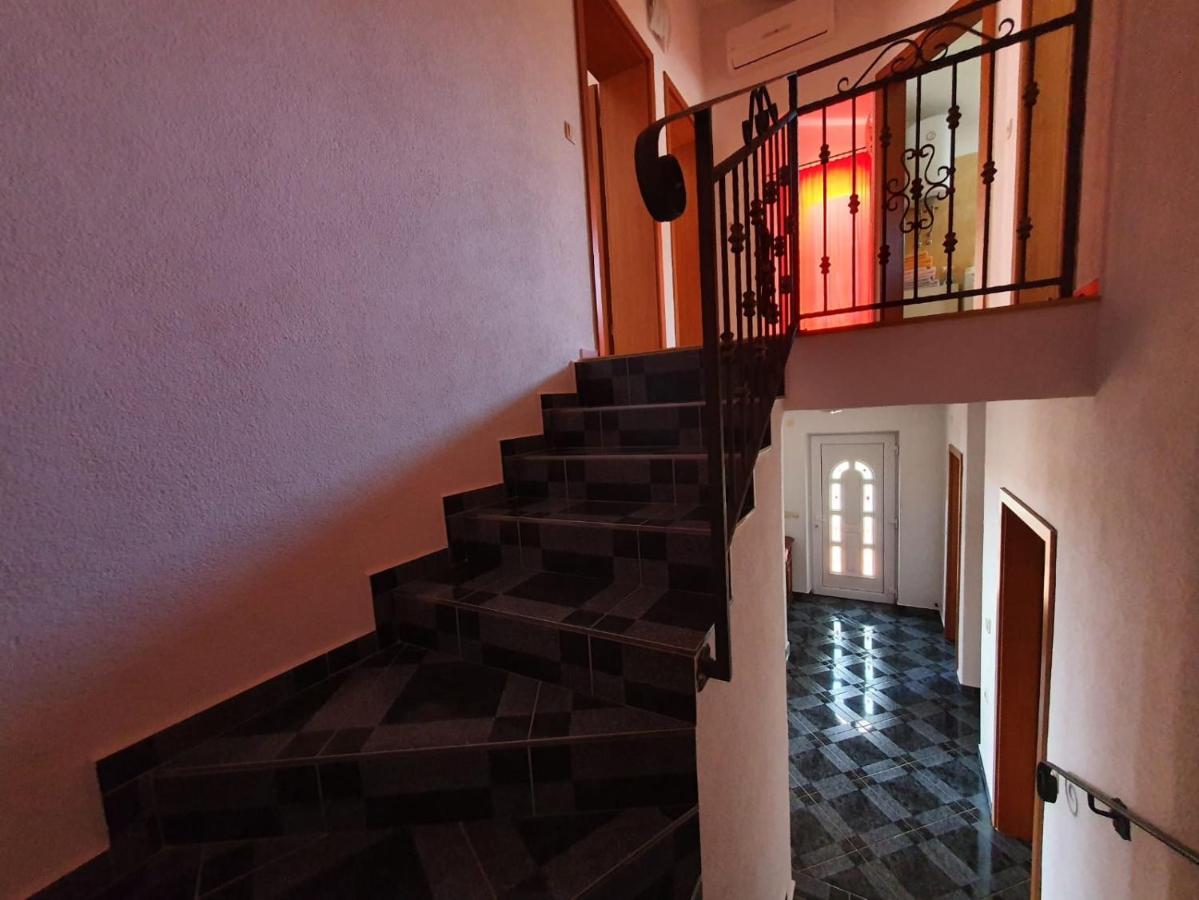 Apartments Topalovic コストレナ エクステリア 写真