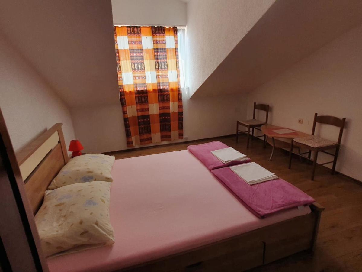 Apartments Topalovic コストレナ エクステリア 写真